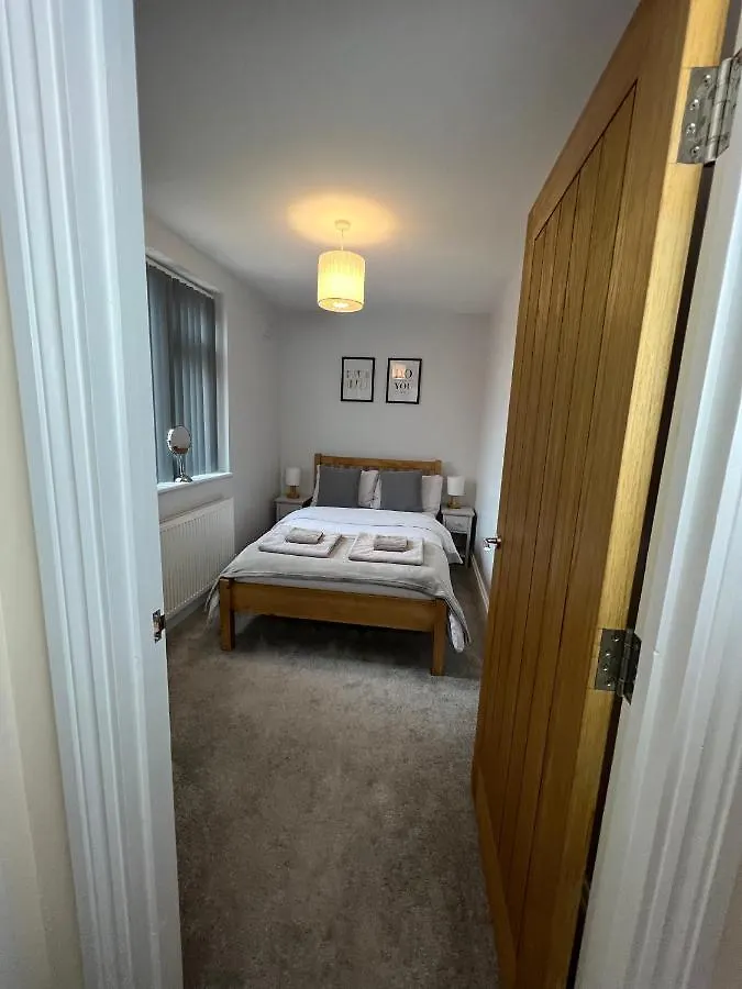 The Wootton House Villa Doncaster Holiday home