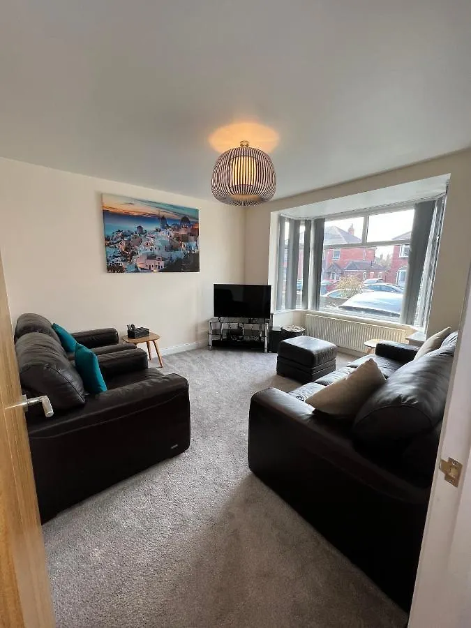 The Wootton House Villa Doncaster 0*,  United Kingdom